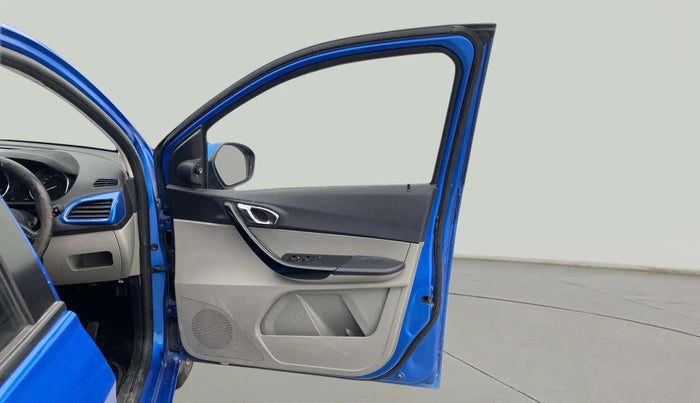 2018 Tata Tiago XZ PLUS PETROL, Petrol, Manual, 58,412 km, RHS Front Door