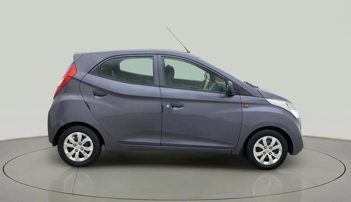 2015 Hyundai Eon MAGNA +, Petrol, Manual, 69,837 km, Right Side View