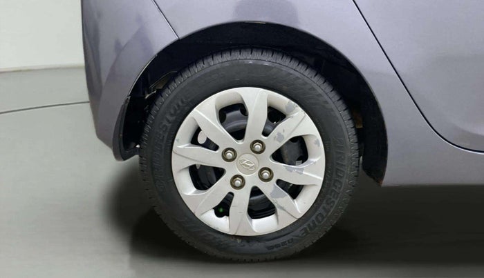 2015 Hyundai Eon MAGNA +, Petrol, Manual, 69,837 km, Right Rear Wheel
