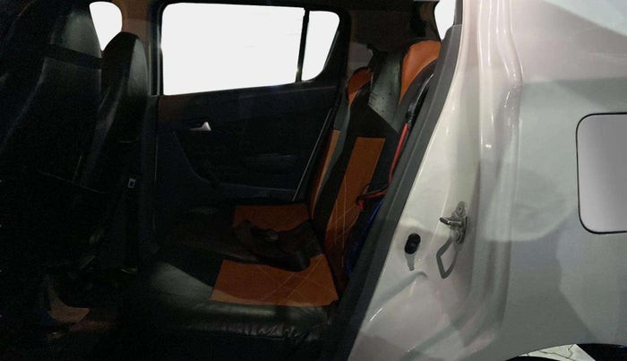 2015 Maruti Alto 800 LXI, Petrol, Manual, 73,347 km, Right Side Rear Door Cabin