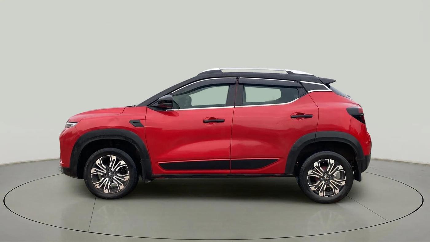2022 Renault Kiger RXT (O) MT DUAL TONE, Petrol, Manual, 39,511 km, Left Side