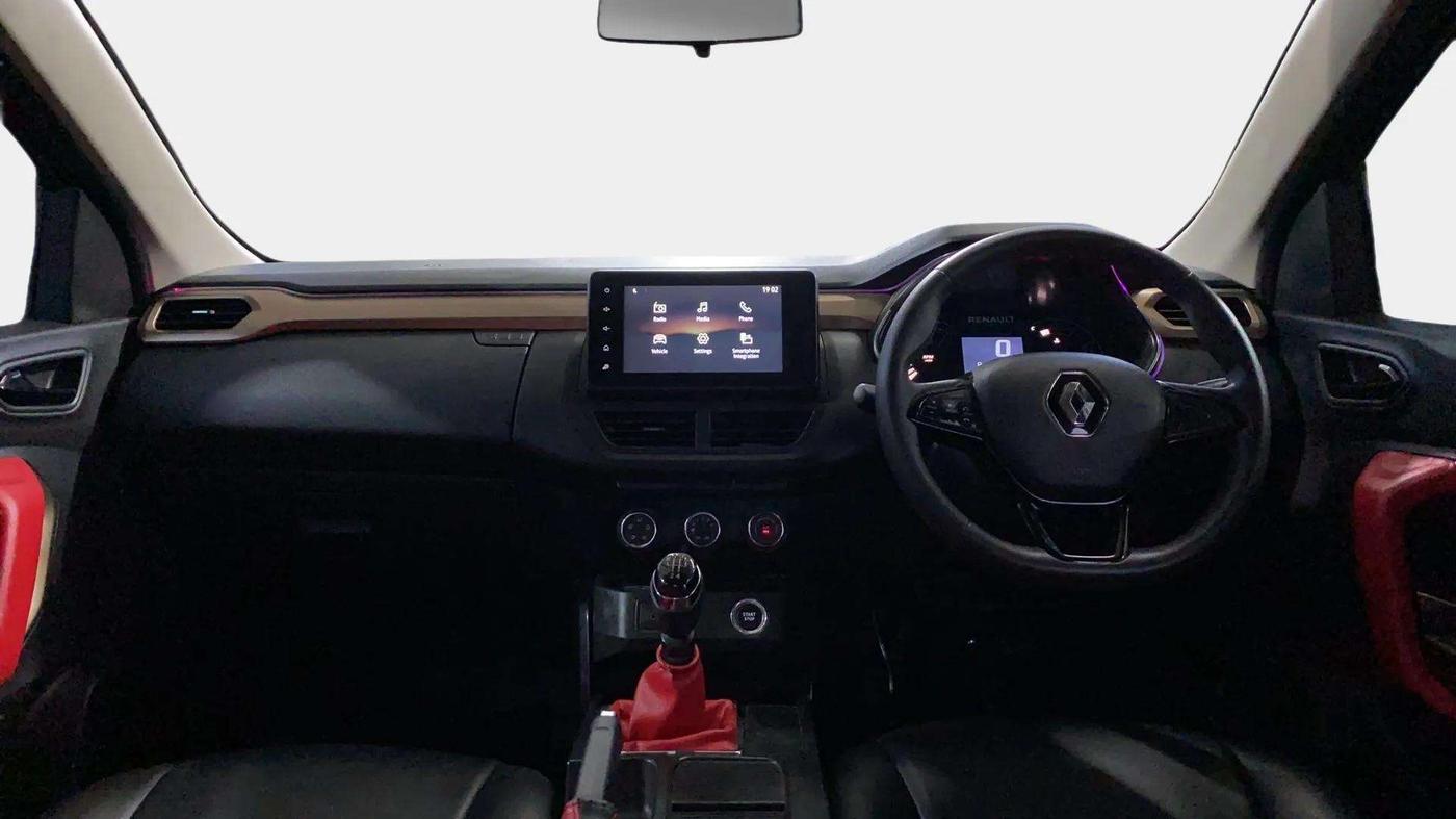 2022 Renault Kiger RXT (O) MT DUAL TONE, Petrol, Manual, 39,511 km, Dashboard