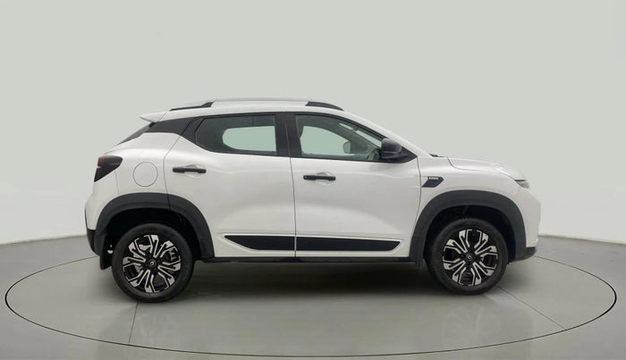 2022 Renault Kiger RXZ MT, Petrol, Manual, 19,555 km, Right Side View
