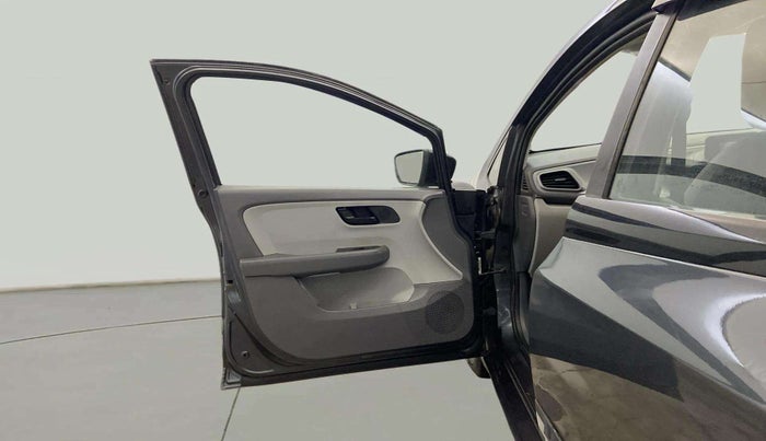 2021 Tata ALTROZ XE PETROL, Petrol, Manual, 30,481 km, LHS Front Door