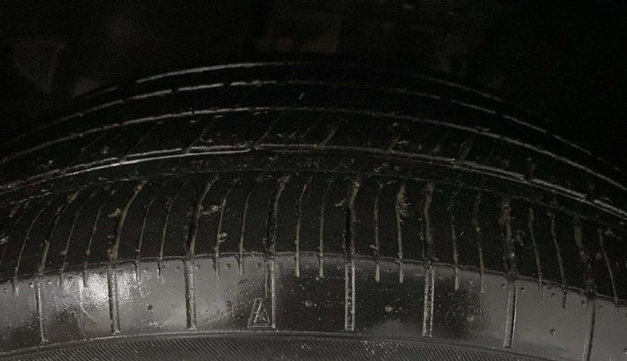 2021 Tata Safari XTA PLUS, Diesel, Automatic, 87,656 km, Left Front Tyre Tread