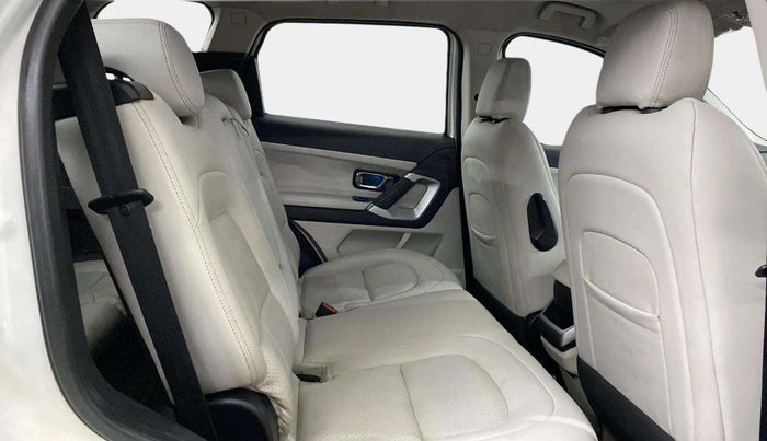 2021 Tata Safari XTA PLUS, Diesel, Automatic, 87,656 km, Right Side Rear Door Cabin