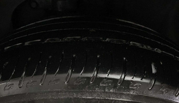 2021 Tata Safari XTA PLUS, Diesel, Automatic, 87,656 km, Left Rear Tyre Tread