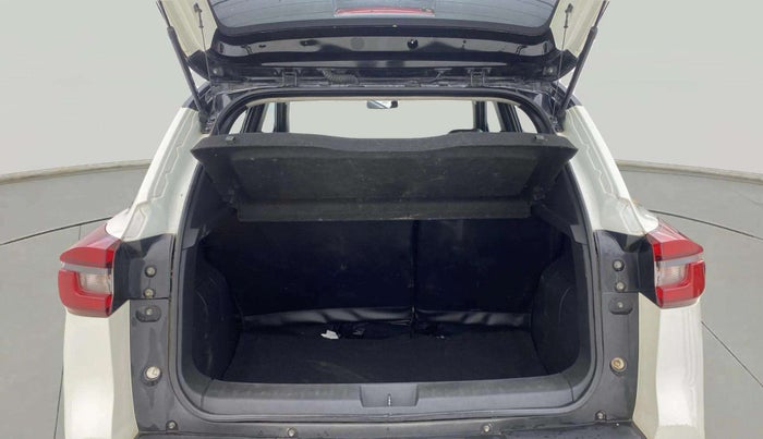2021 Nissan MAGNITE XV PREMIUM TURBO (O) CVT DUAL TONE, Petrol, Automatic, 46,890 km, Boot Inside