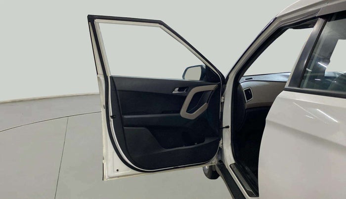 2016 Hyundai Creta SX PLUS 1.6 PETROL, Petrol, Manual, 72,961 km, LHS Front Door