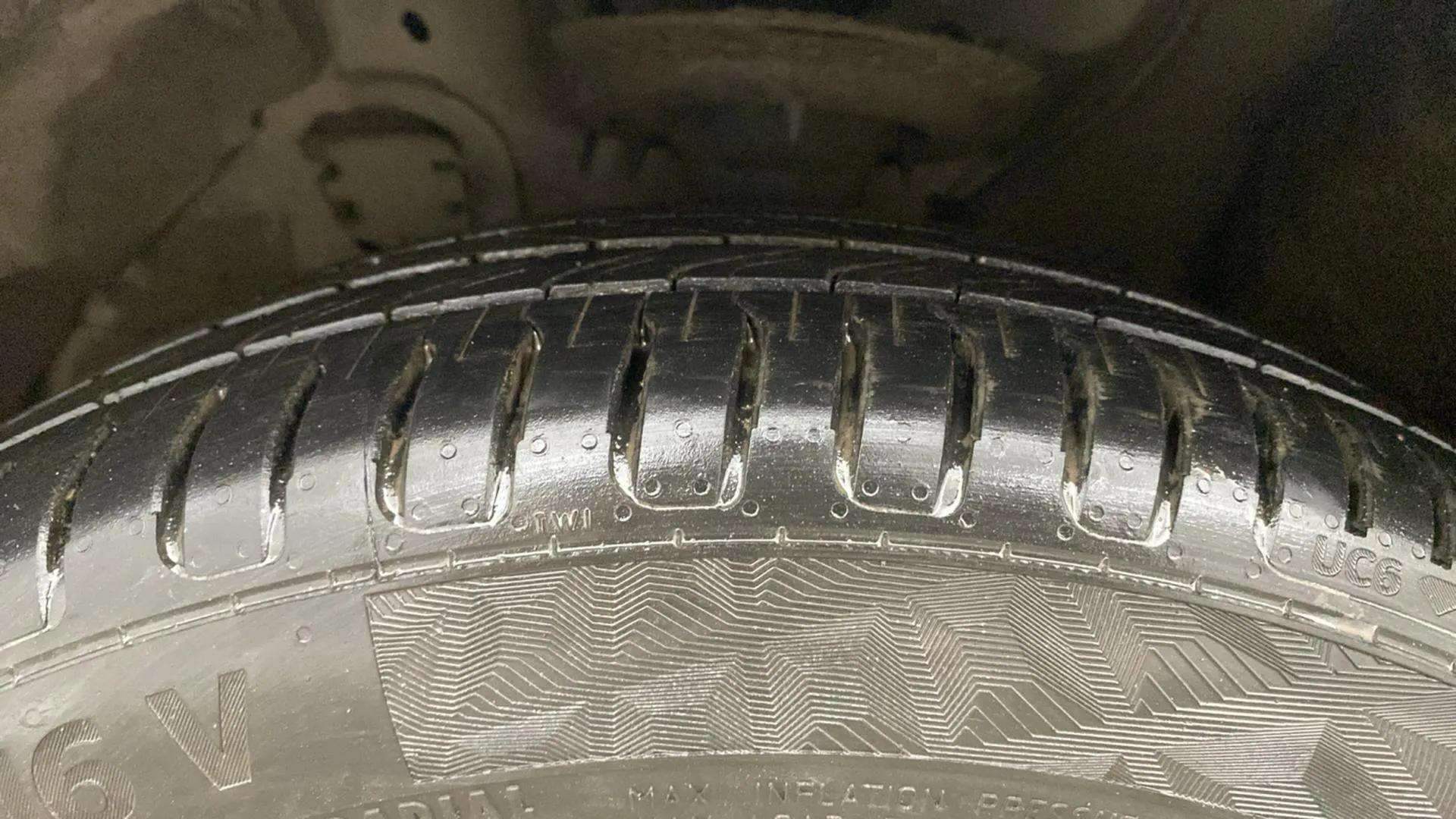 LHS-Front-Tyre-Tread-20