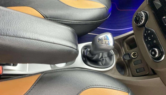 2018 Renault Duster 110 PS RXZ 4X2 AMT DIESEL, Diesel, Automatic, 57,291 km, Gear Lever