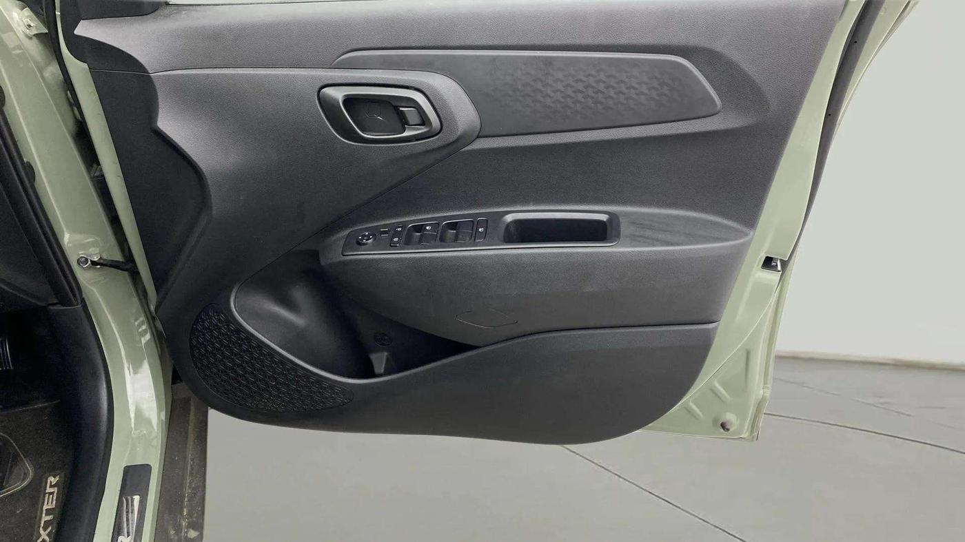 2023 Hyundai EXTER S (O) 1.2 MT, Petrol, Manual, 14,213 km, Driver Side Door Panels Control