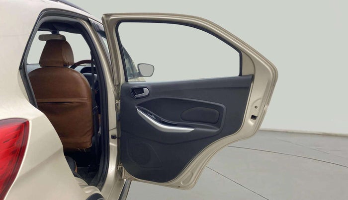 2018 Ford FREESTYLE TREND 1.2 PETROL, Petrol, Manual, 32,734 km, RHS Rear Door