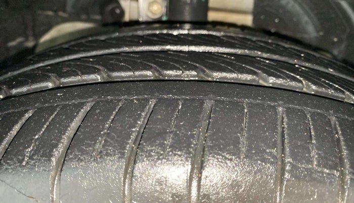 2018 Ford FREESTYLE TREND 1.2 PETROL, Petrol, Manual, 32,734 km, Right Front Tyre Tread