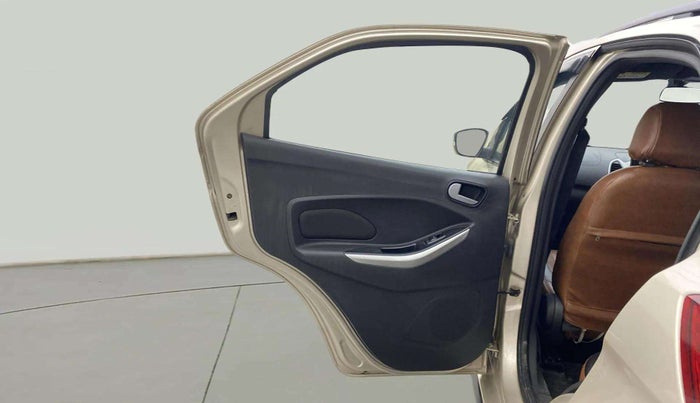2018 Ford FREESTYLE TREND 1.2 PETROL, Petrol, Manual, 32,734 km, LHS Rear Door