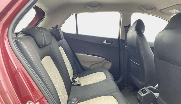 2016 Hyundai Grand i10 ASTA (O) AT 1.2 KAPPA VTVT, Petrol, Automatic, 29,258 km, Right Side Rear Door Cabin