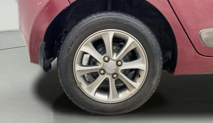 2016 Hyundai Grand i10 ASTA (O) AT 1.2 KAPPA VTVT, Petrol, Automatic, 29,258 km, Right Rear Wheel