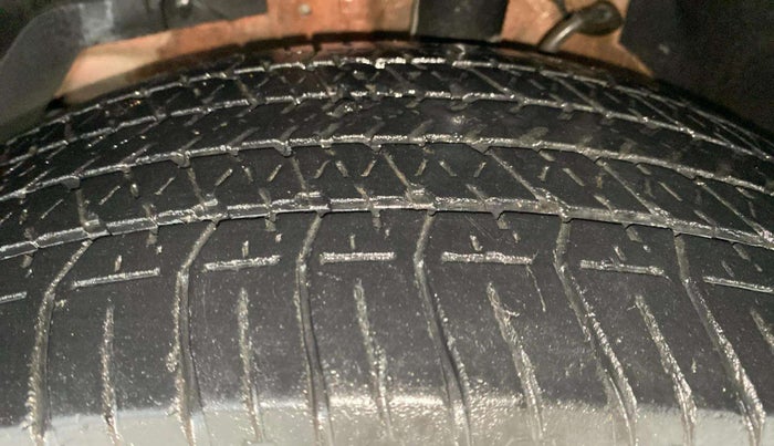 2018 Mahindra XUV500 W10 AT, Diesel, Automatic, 84,034 km, Left Front Tyre Tread