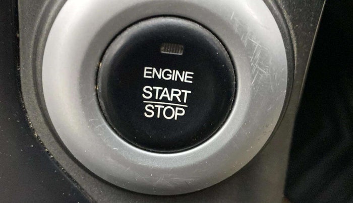 2018 Mahindra XUV500 W10 AT, Diesel, Automatic, 84,034 km, Keyless Start/ Stop Button