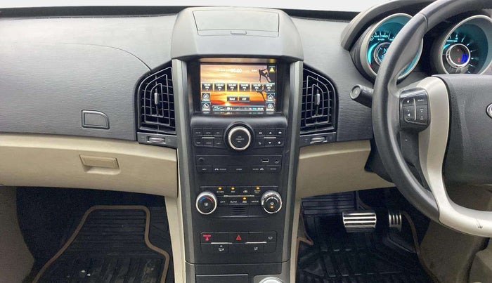 2018 Mahindra XUV500 W10 AT, Diesel, Automatic, 84,034 km, Air Conditioner