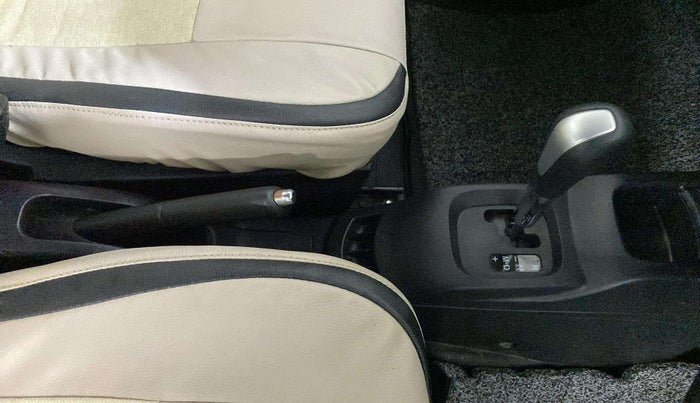 2017 Maruti Wagon R 1.0 VXI AMT, Petrol, Automatic, 27,970 km, Gear Lever