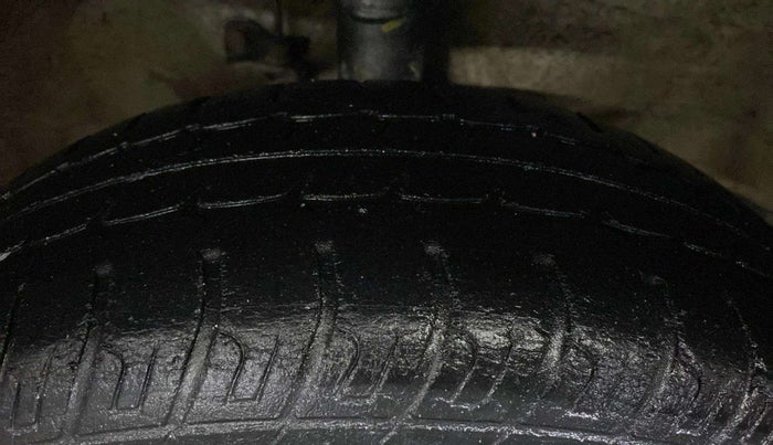 2017 Maruti Wagon R 1.0 VXI AMT, Petrol, Automatic, 27,970 km, Right Front Tyre Tread