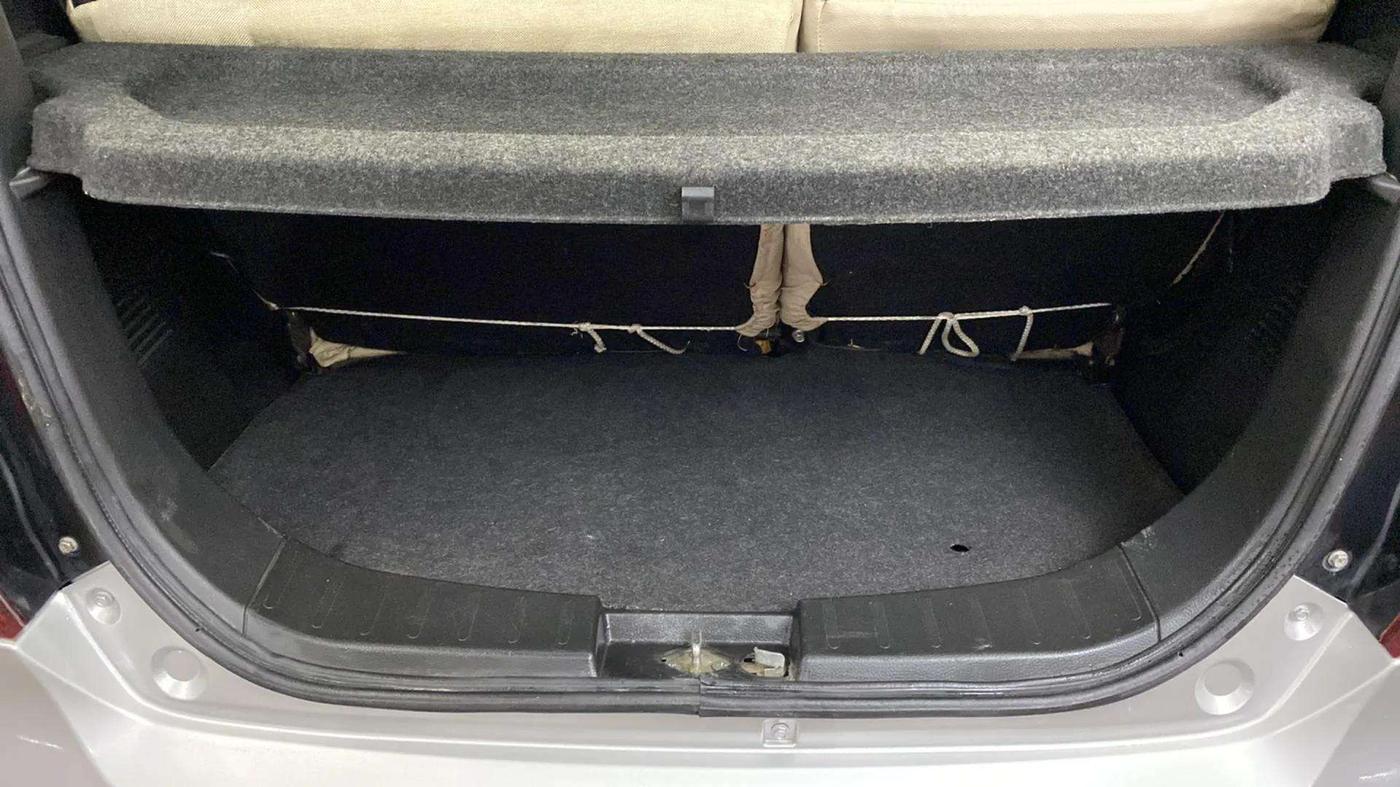 2017 Maruti Wagon R 1.0 VXI AMT, Petrol, Automatic, 28,047 km, Boot Inside