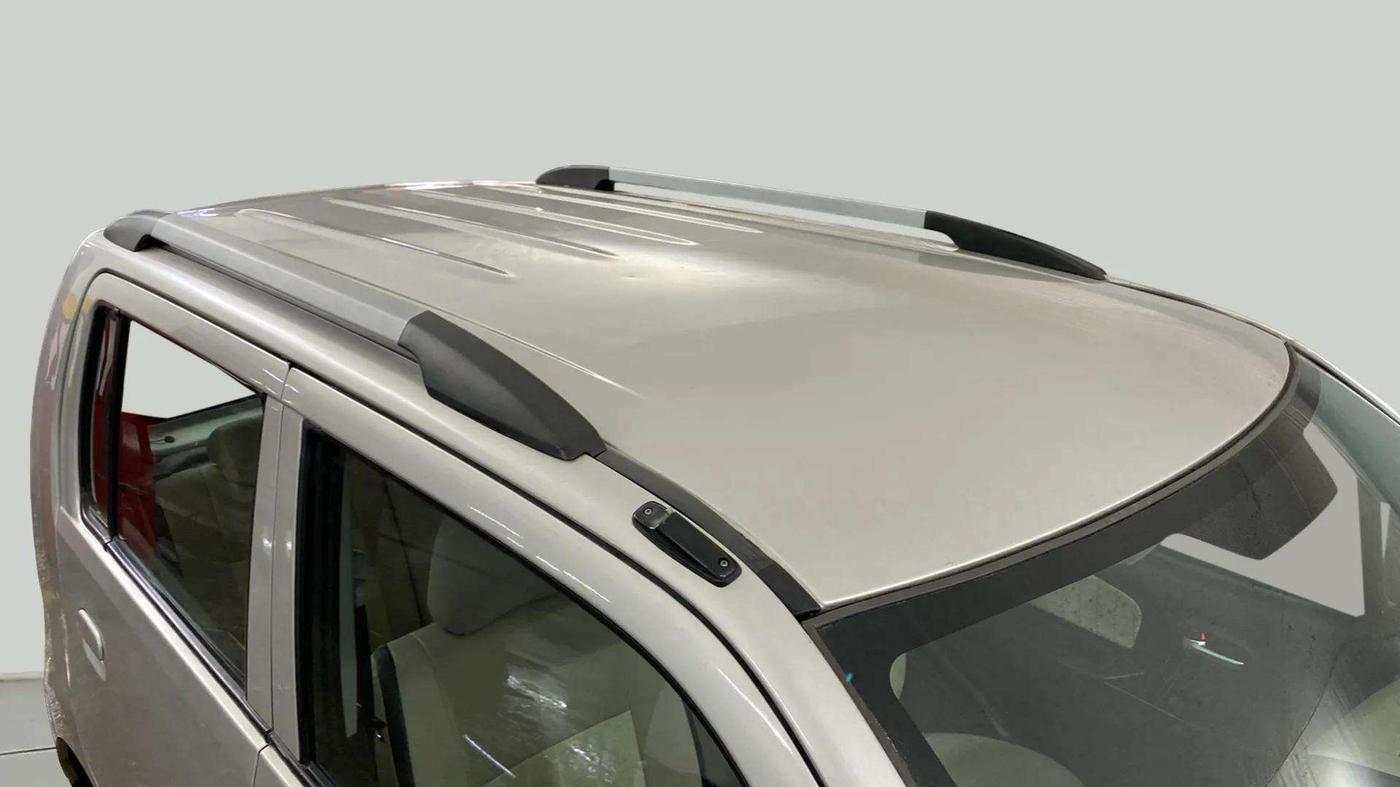 2017 Maruti Wagon R 1.0 VXI AMT, Petrol, Automatic, 28,047 km, Roof