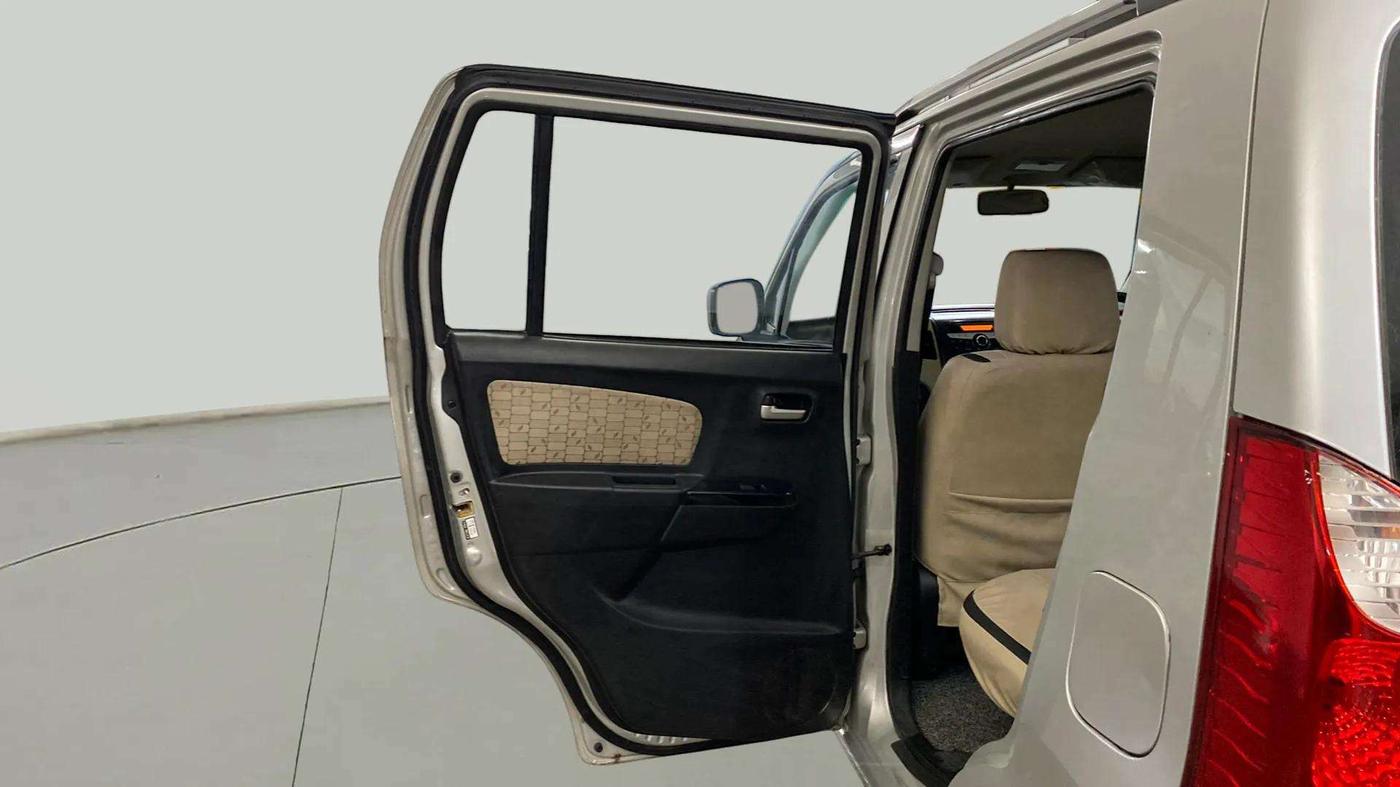 2017 Maruti Wagon R 1.0 VXI AMT, Petrol, Automatic, 28,047 km, LHS Rear Door