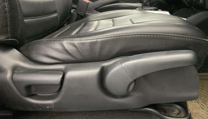 2019 Honda WR-V 1.2L I-VTEC S MT, Petrol, Manual, 32,798 km, Driver Side Adjustment Panel