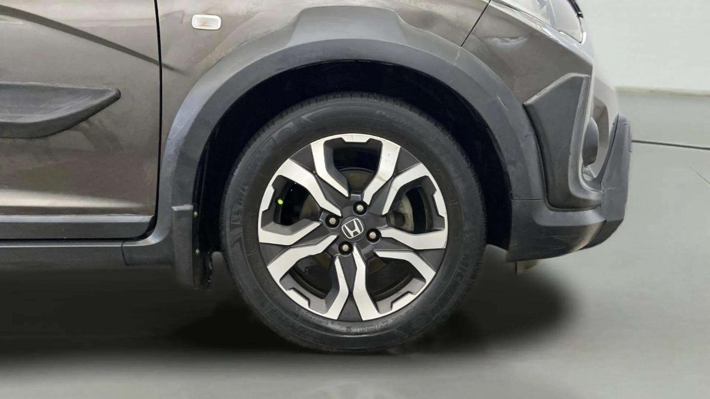 2019 Honda WR-V 1.2L I-VTEC S MT, Petrol, Manual, 32,850 km, Right Front Wheel