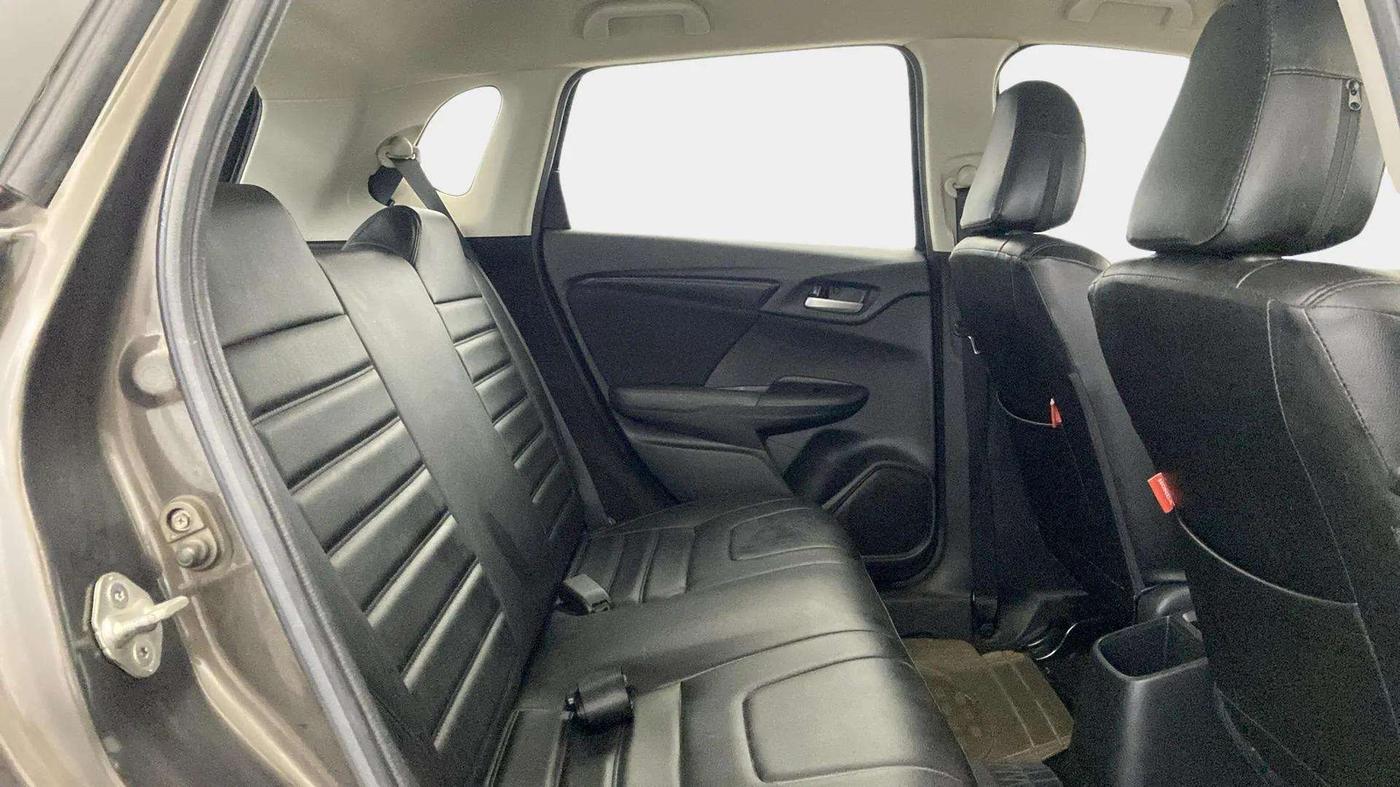 2019 Honda WR-V 1.2L I-VTEC S MT, Petrol, Manual, 32,850 km, Right Side Rear Door Cabin