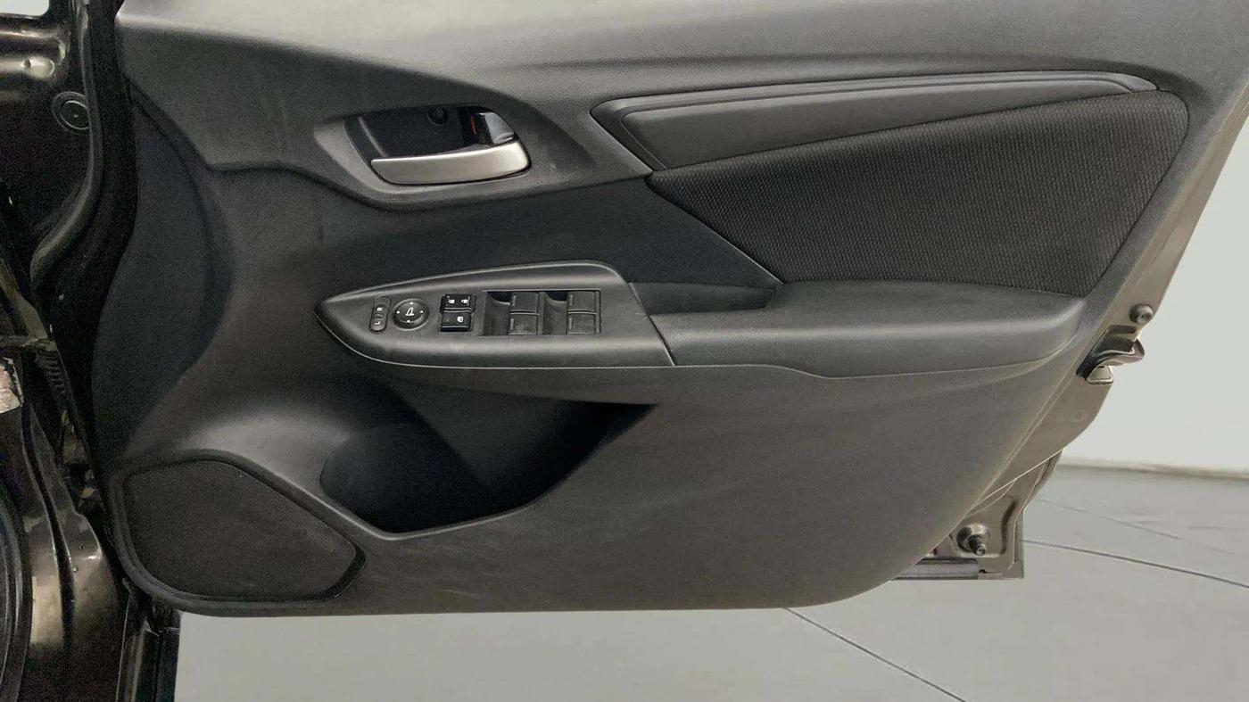 2019 Honda WR-V 1.2L I-VTEC S MT, Petrol, Manual, 32,850 km, Driver Side Door Panels Control