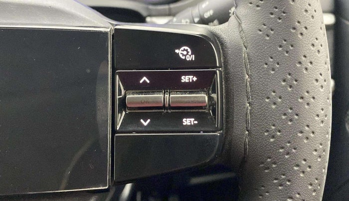 2024 Tata NEXON CREATIVE + SUNROOF AMT DUAL TONE 1.5 DIESEL, Diesel, Automatic, 18,494 km, Adaptive Cruise Control