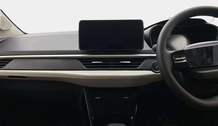 2024 Tata NEXON CREATIVE + SUNROOF AMT DUAL TONE 1.5 DIESEL, Diesel, Automatic, 18,494 km, Air Conditioner