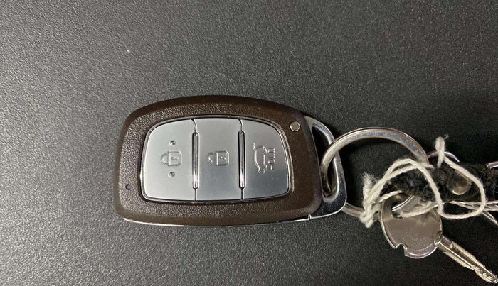 2017 Hyundai Creta SX PLUS 1.6 PETROL, Petrol, Manual, 56,603 km, Key Close Up