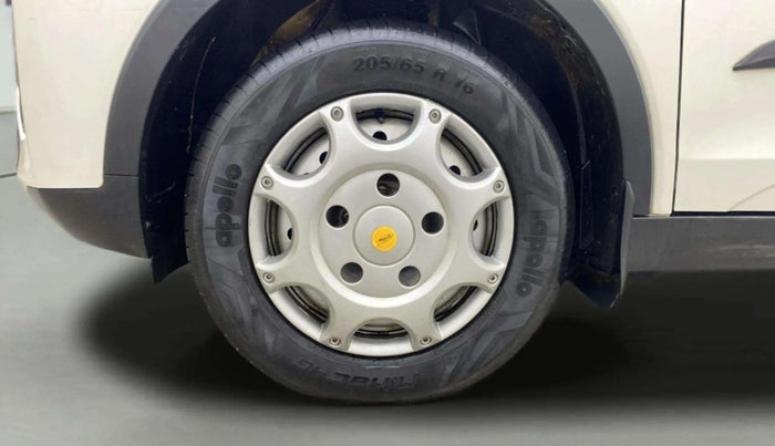 2019 Mahindra XUV300 W4 1.2 PETROL, Petrol, Manual, 70,745 km, Left Front Wheel