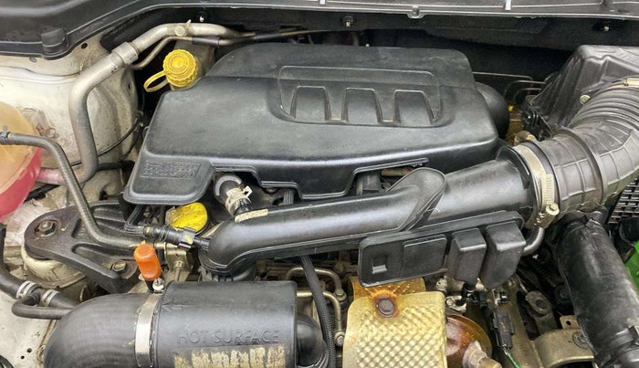 2019 Mahindra XUV300 W4 1.2 PETROL, Petrol, Manual, 70,745 km, Engine View