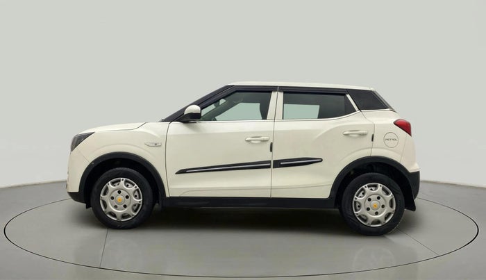 2019 Mahindra XUV300 W4 1.2 PETROL, Petrol, Manual, 70,745 km, Left Side