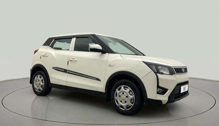 2019 Mahindra XUV300 W4 1.2 PETROL, Petrol, Manual, 70,745 km, Right Front Diagonal