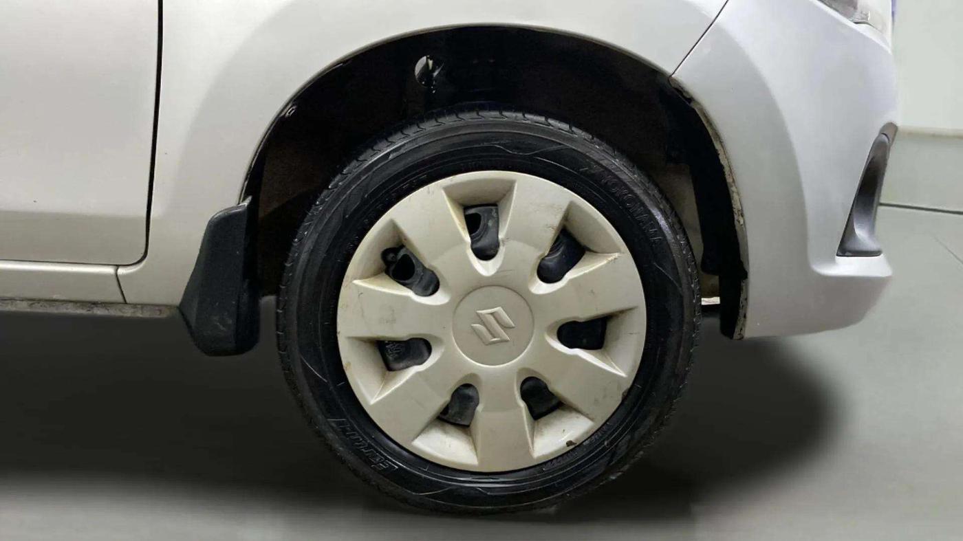 2015 Maruti Alto K10 VXI, Petrol, Manual, 37,448 km, Right Front Wheel