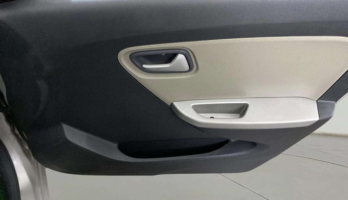 2015 Maruti Alto K10 VXI, Petrol, Manual, 37,448 km, Driver Side Door Panels Control