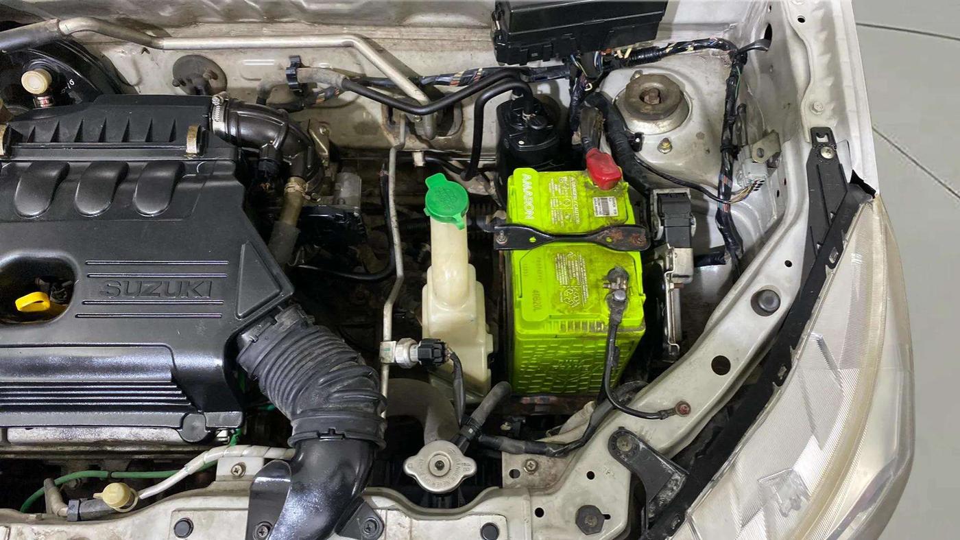 2015 Maruti Alto K10 VXI, Petrol, Manual, 37,448 km, Engine View - Left