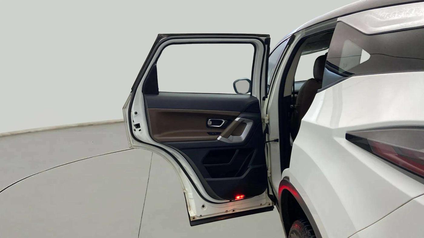 2021 Tata Harrier XZA PLUS 2.0L DUAL TONE, Diesel, Automatic, 56,042 km, LHS Rear Door