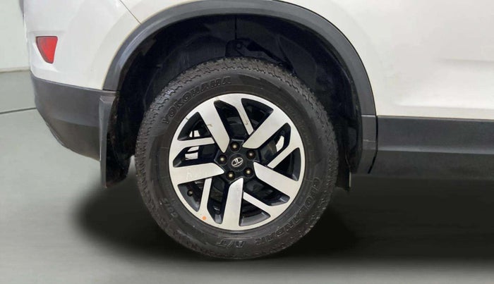 2021 Tata Harrier XZA PLUS 2.0L DUAL TONE, Diesel, Automatic, 56,042 km, Right Rear Wheel