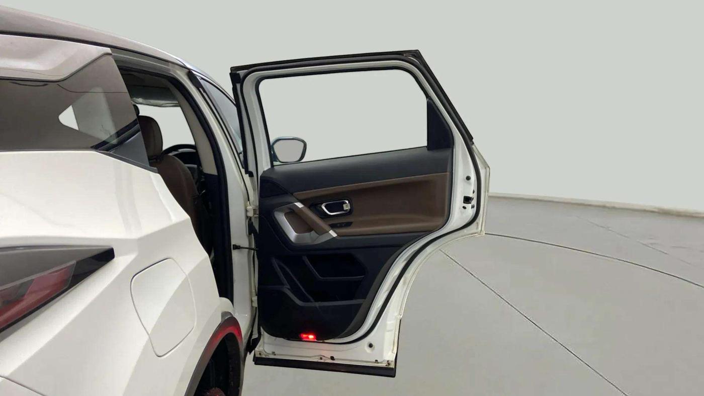 2021 Tata Harrier XZA PLUS 2.0L DUAL TONE, Diesel, Automatic, 56,042 km, RHS Rear Door