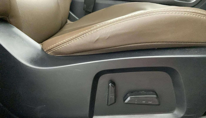 2021 Tata Harrier XZA PLUS 2.0L DUAL TONE, Diesel, Automatic, 56,042 km, Driver Side Adjustment Panel