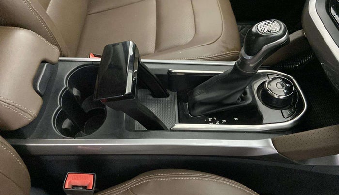 2021 Tata Harrier XZA PLUS 2.0L DUAL TONE, Diesel, Automatic, 56,042 km, Gear Lever