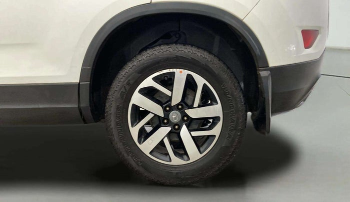 2021 Tata Harrier XZA PLUS 2.0L DUAL TONE, Diesel, Automatic, 56,042 km, Left Rear Wheel