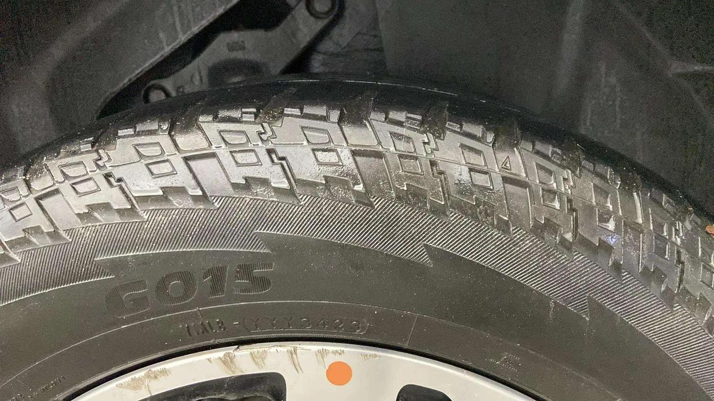 2021 Tata Harrier XZA PLUS 2.0L DUAL TONE, Diesel, Automatic, 56,042 km, Left Rear Tyre Tread